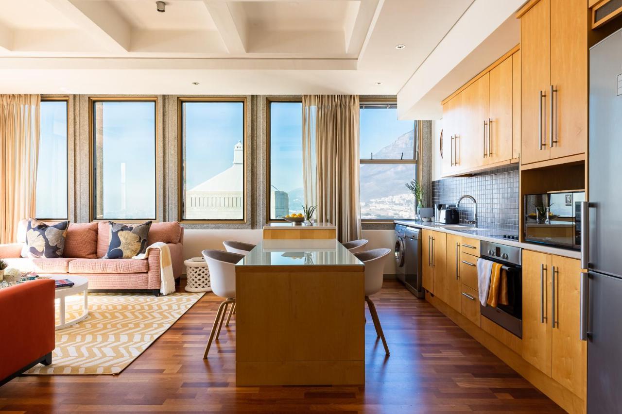 #2001 Cartwright - Skies Apartment *